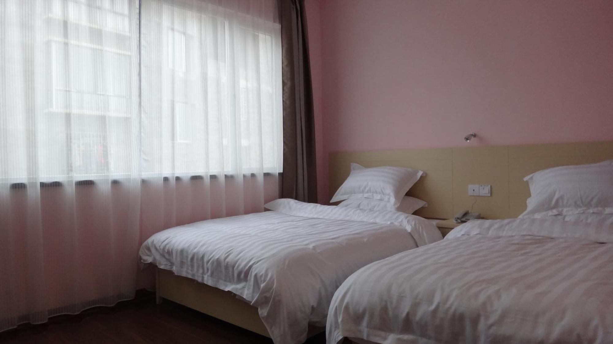 Guilin 68° Hotel North Railway Station Branch Exterior photo